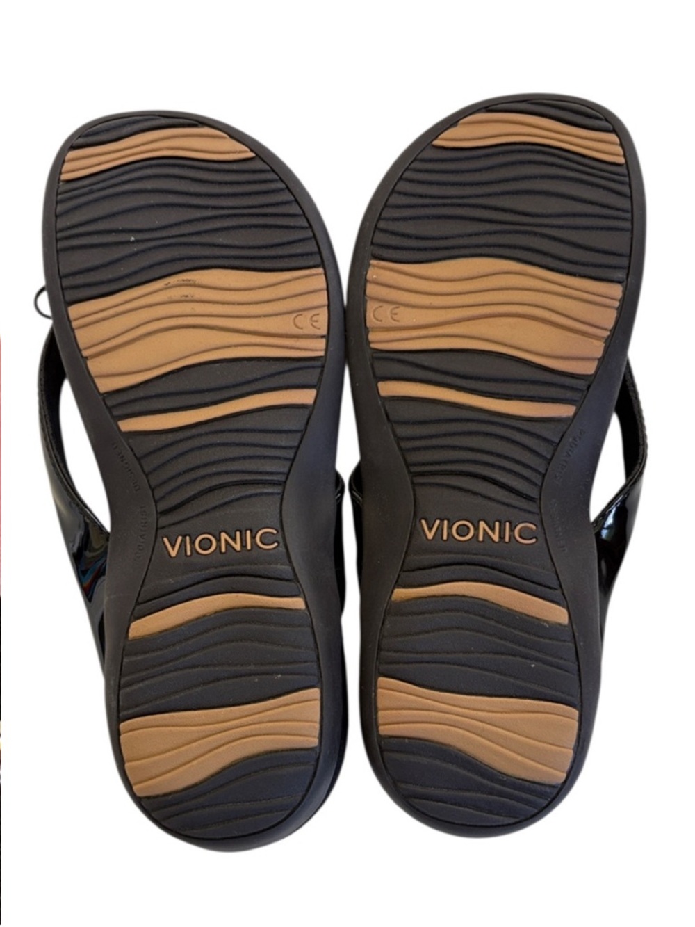 EUC Vionic Bella Sandals Black Size 7 Retail $110.00 - Picture 4 of 6